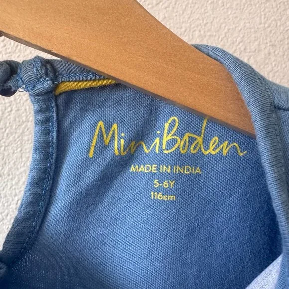 Mini Boden Big Appliqué Jersey Dress in Blue Size 5-6 - Picture 4 of 9